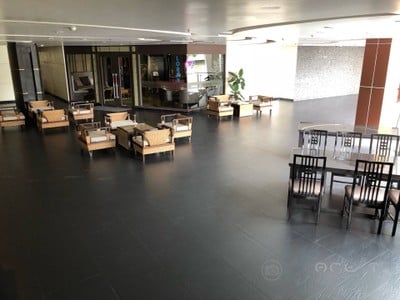 จอลลี่ สวีท แอนด์ สปา เพชรเกษม