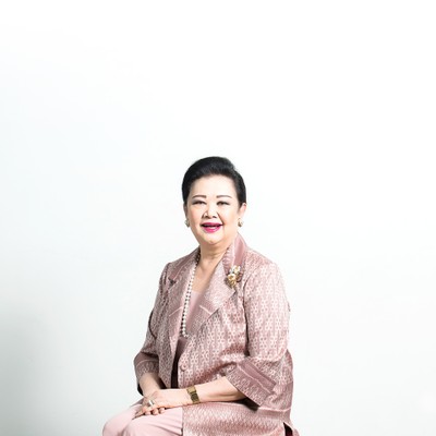 คุณ ภัทรา ศิลาอ่อน