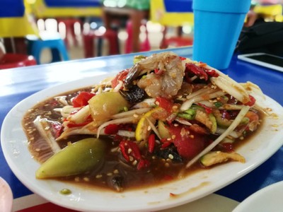 อาหาร หรือ เครื่องดื่ม