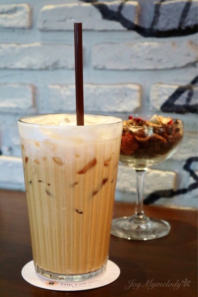 Iced Cappuccino คาปูชิโน่เย็น