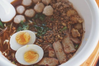 ก๋วยเตี๋ยวชามยักษ์