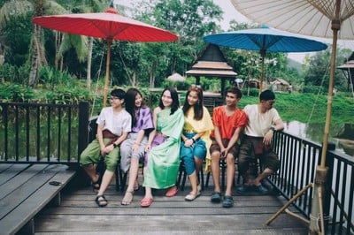 บรรยากาศ เมืองมัลลิกา ร.ศ. 124