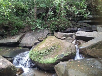 บรรยากาศ น้ำตกผานางคอย