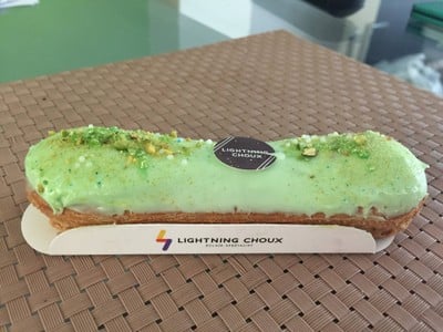 เอแคลร์ชาเขียวถั่วแดง