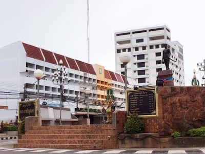 บรรยากาศ อนุสาวรีย์พระยาชัยสุนทร