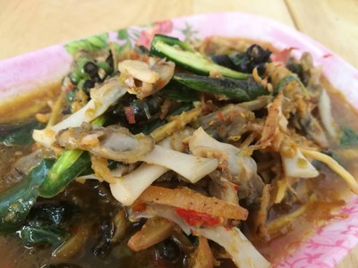 ข้าวกะเพราหอยลาย