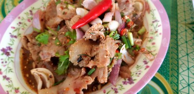 ลาบคอสะพาน ลาบคอสะพาน