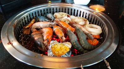 อาหาร หรือ เครื่องดื่ม