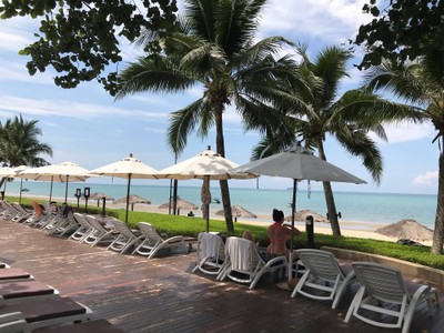 สระว่ายน้ำ/ชายหาด