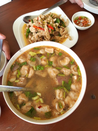 ต้มแซ่บกระดูกหมู