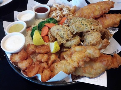 อาหาร หรือ เครื่องดื่ม