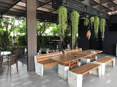บรรยากาศ It's Sara หินกอง