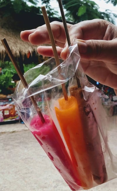 อาหาร หรือ เครื่องดื่ม