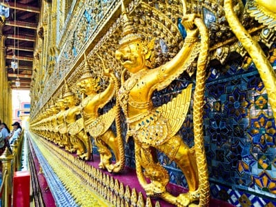 วัดพระศรีรัตนศาสดาราม พระอารามประจำพระบรมมหาราชวัง