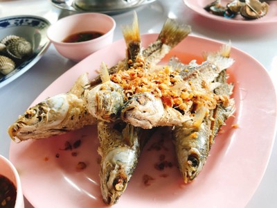 ปลาทอด