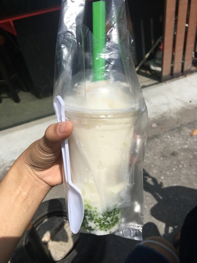 มะพร้าวปั่นสาคูใบเตย มะพร้าวปั่นลอดช่องใบเตย
