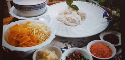 ขนมจีนซาวน้ำ