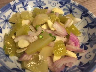 ยำผักกาดดอง