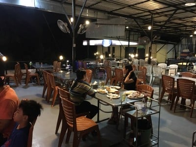 บรรยากาศ หนึ่งปูม้า ทะเลเผา สาขา 1 รามคำแหง