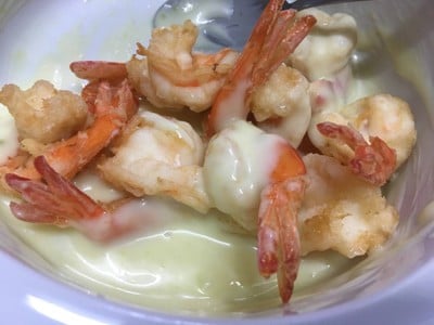 วิธีทำ สลัดผักกาดแก้วกุ้งทอดวาซาบิ 