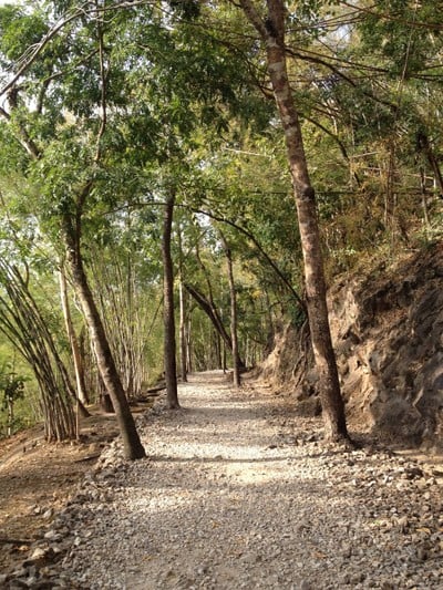 บรรยากาศ ช่องเขาขาด (กาญจนบุรี)