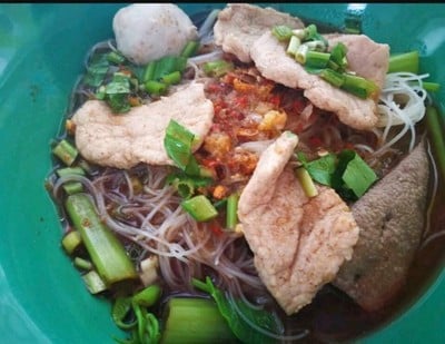 ร้านก๋วยเตี๋ยวเจลี้ สูตรโบราณ & สเต๊กนู๋นิว ร้านก๋วยเตี๋ยวเจลี้ สูตรโบราณ & สเต๊กนู๋นิว