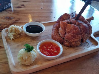 ขาหมูเยอรมัน