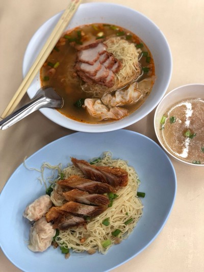 อาหาร หรือ เครื่องดื่ม