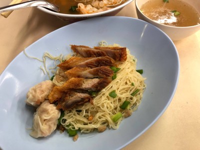 บะหมี่เกี๊ยวกุ้งหมูกรอบ (แห้ง)
