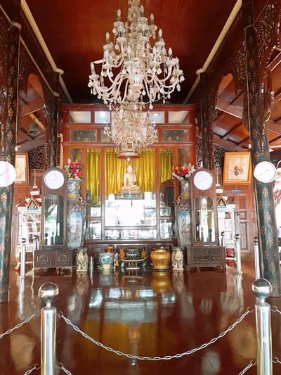 บรรยากาศ วัดเจดีย์ทอง