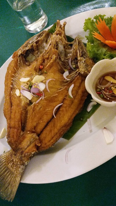 ปลากระพงทอดน้ำปลา