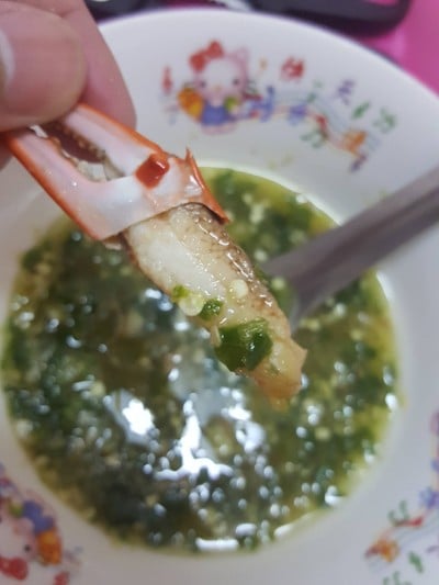 ปูม้านึ่งตะไคร้