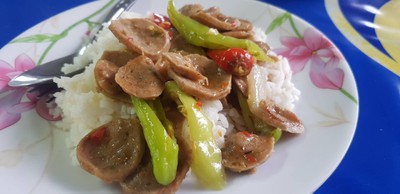 อาหาร หรือ เครื่องดื่ม