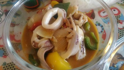 ปลาหมึกผัดไข่เค็ม