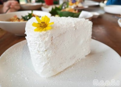 Barn Naa Cafe (บ้านนา คาเฟ่) Barn Naa Cafe (บ้านนา คาเฟ่)