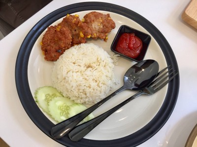 ข้าวหมูก้อนทอด