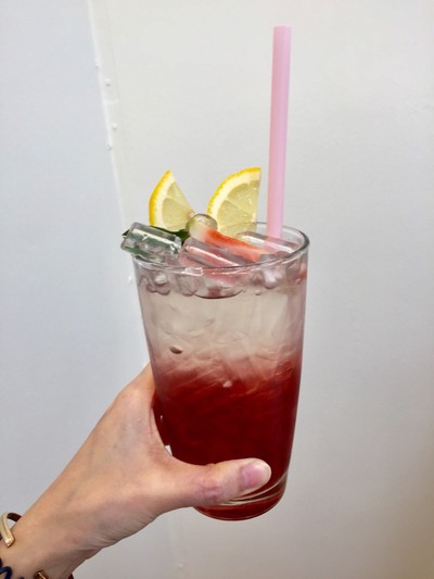 อาหาร หรือ เครื่องดื่ม