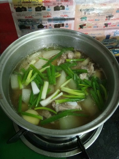 กระดูกหมูอ่อนต้มฝัก