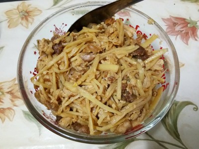 ผัดไข่หน่อไม้หมู