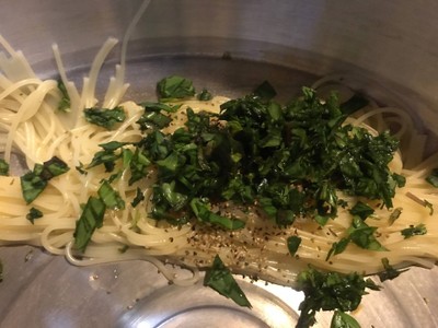 วิธีทำ Light Asparagus Spaghetti Dinner  สปาเกตตีแอสพารากัสบางเบา