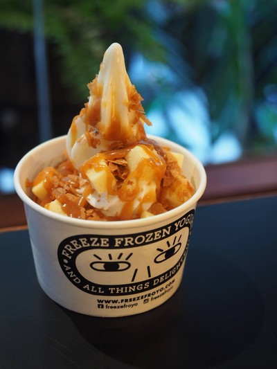 เมนูของร้าน Cafe Thieves and Bar & Freeze Frozen Yogurt Ekkamai 12