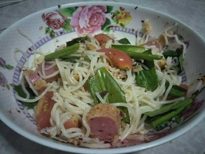 ยำขนมจีนอะไรก็ได้