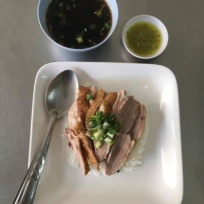ข้าวหน้าเป็ดพะโล้
