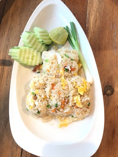 ข้าวผัดปู