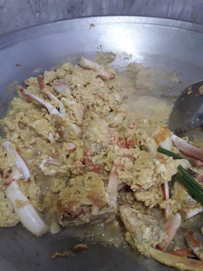วิธีทำ ปูม้าผัดผงกระหรี่ วิธีทำ ปูม้าผัดผงกระหรี่
