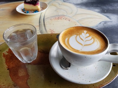 The Pug Coffee Lake hill เขาค้อ