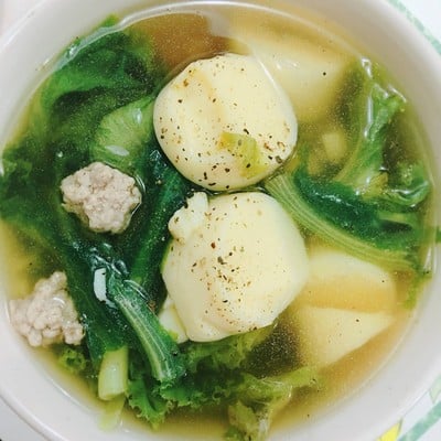 แกงจืดผักกาดหอม