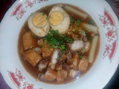 วิธีทำ สูตรก๋วยจั๊บหมูกรอบ (ก๋วยจั๊บน้ำข้น) วิธีทำ สูตรก๋วยจั๊บหมูกรอบ (ก๋วยจั๊บน้ำข้น)