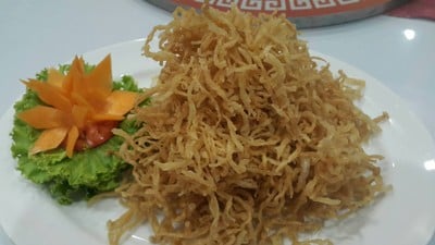 หนวดมังกร
