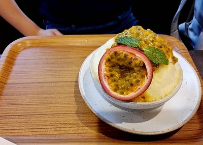 Fresh Passion Fruit